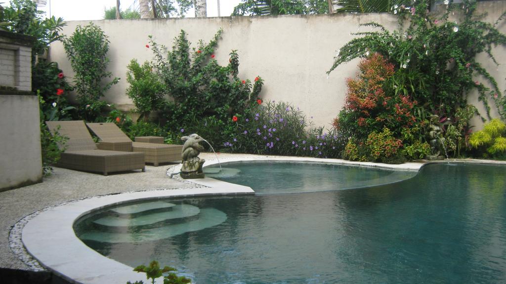 Mahanadewi Villa Ουμπούντ Δωμάτιο φωτογραφία
